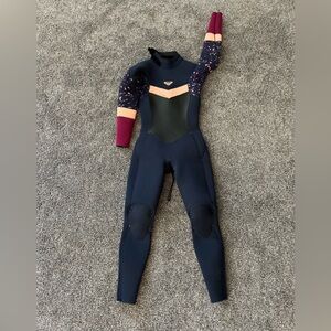 Roxy 4:3 Girls Wetsuit size 8